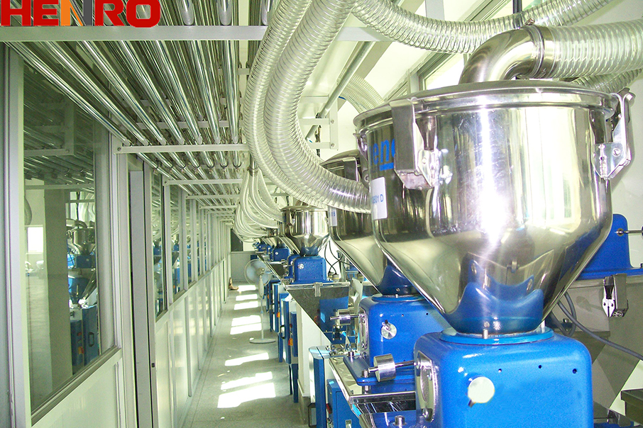 塑膠廠集中供料系統(tǒng)設(shè)計(jì)需注意哪些細(xì)節(jié) 塑膠廠集中供料系統(tǒng)設(shè)計(jì)需注意哪些細(xì)節(jié)